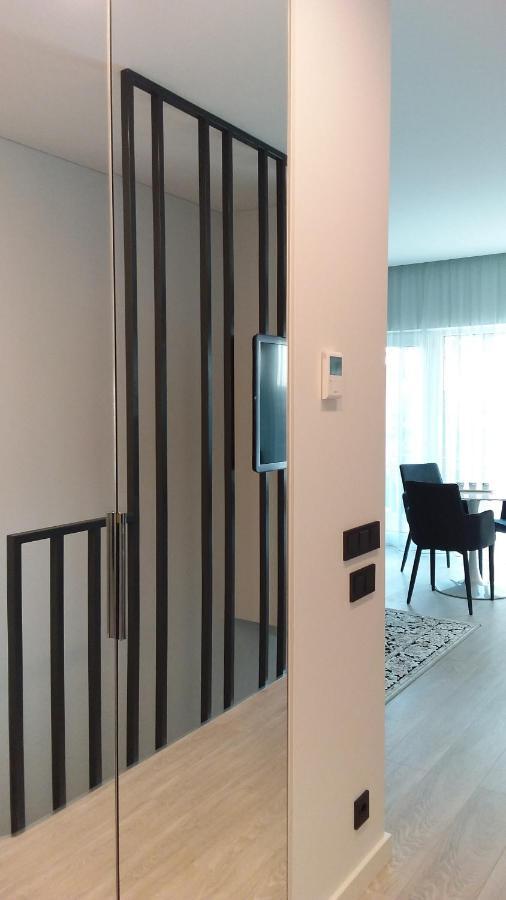 Apartment New J&r Near Girstutis, Free Private Parking & Self Check-in Kaunas