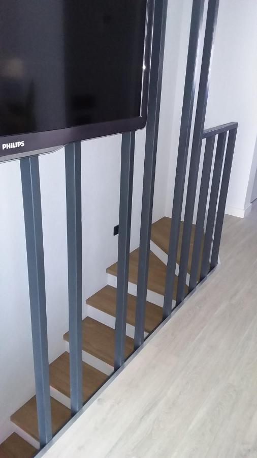 Apartment New J&r Near Girstutis, Free Private Parking & Self Check-in *
